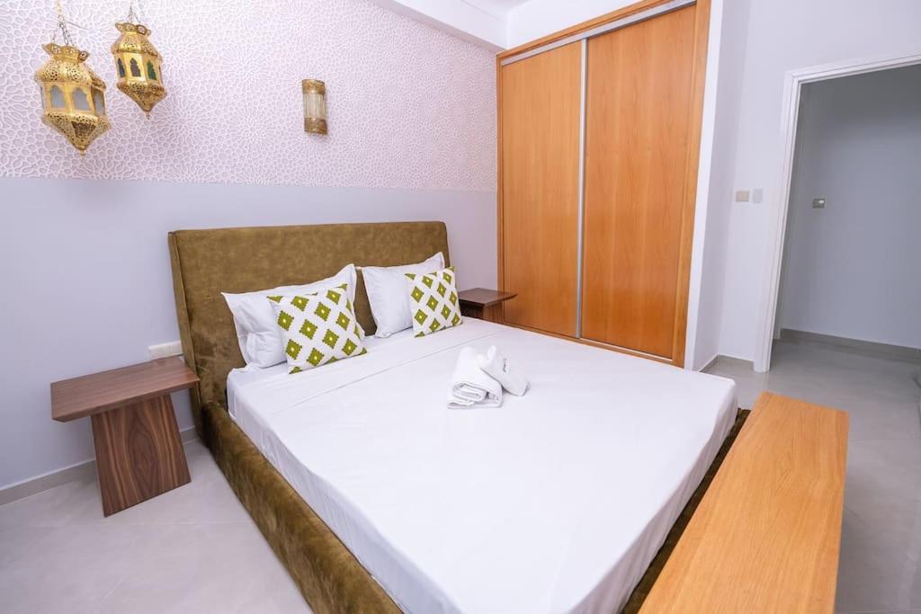 Tradition Meets Modern: 2Br Flat In Rabat Hassan 外观 照片